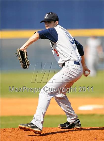 Thumbnail 3 in Lee vs Florence  photogallery.