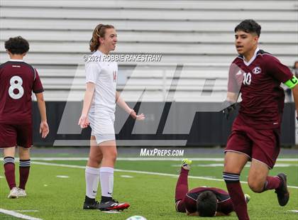 Thumbnail 3 in Argyle vs Ennis (Kaufman Tournament) photogallery.