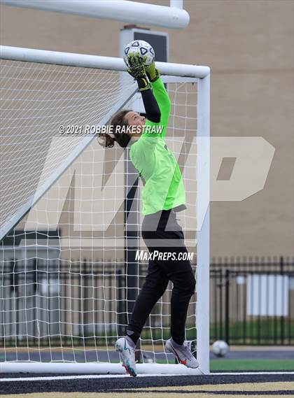 Thumbnail 1 in Argyle vs Ennis (Kaufman Tournament) photogallery.