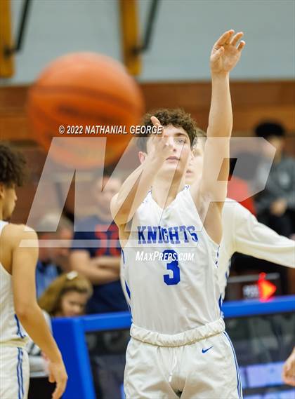 Thumbnail 1 in Marquette Catholic @ Mishawaka Marian photogallery.