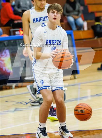 Thumbnail 2 in Marquette Catholic @ Mishawaka Marian photogallery.