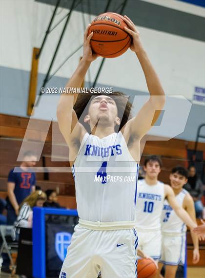 Thumbnail 2 in Marquette Catholic @ Mishawaka Marian photogallery.