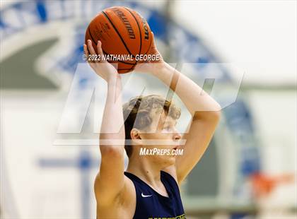 Thumbnail 1 in Marquette Catholic @ Mishawaka Marian photogallery.