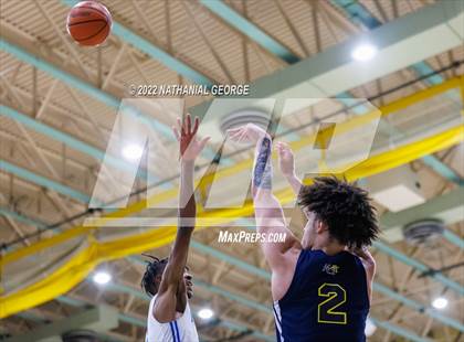 Thumbnail 3 in Marquette Catholic @ Mishawaka Marian photogallery.