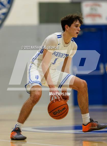 Thumbnail 1 in Marquette Catholic @ Mishawaka Marian photogallery.