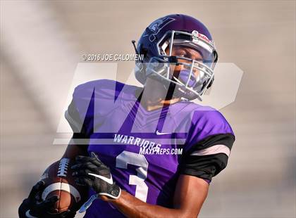 Thumbnail 3 in Jay [John] vs Warren  photogallery.