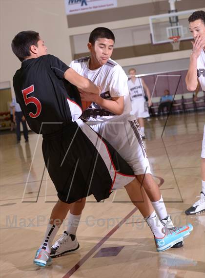 Thumbnail 1 in AB Miller vs Rancho Mirage (MaxPreps Holiday Classic) photogallery.