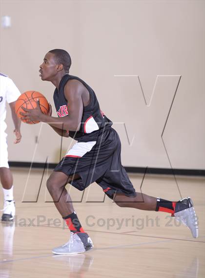 Thumbnail 3 in AB Miller vs Rancho Mirage (MaxPreps Holiday Classic) photogallery.