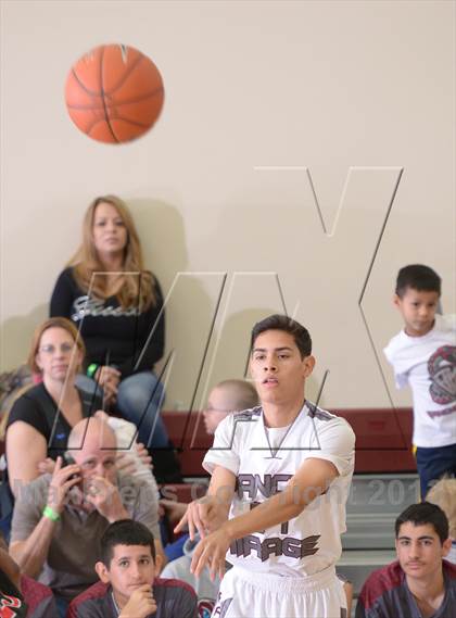 Thumbnail 3 in AB Miller vs Rancho Mirage (MaxPreps Holiday Classic) photogallery.