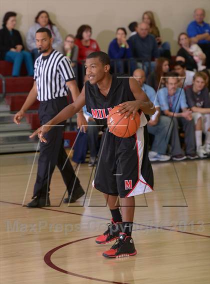 Thumbnail 1 in AB Miller vs Rancho Mirage (MaxPreps Holiday Classic) photogallery.