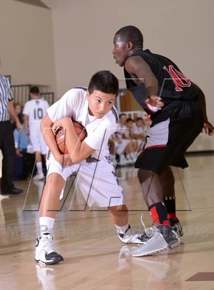 Thumbnail 3 in AB Miller vs Rancho Mirage (MaxPreps Holiday Classic) photogallery.
