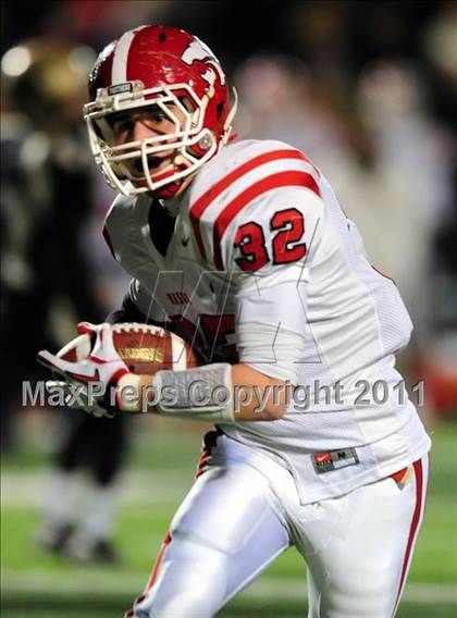 Thumbnail 2 in Masuk vs. Hand (CIAC Class L Semifinal) photogallery.