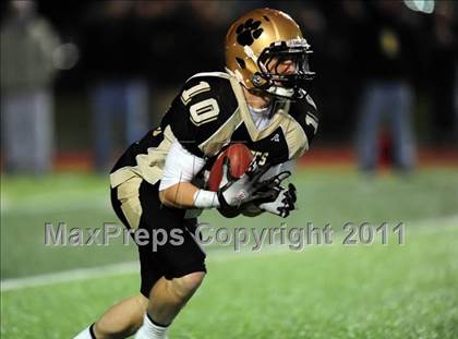 Thumbnail 1 in Masuk vs. Hand (CIAC Class L Semifinal) photogallery.