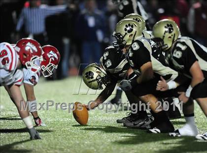 Thumbnail 2 in Masuk vs. Hand (CIAC Class L Semifinal) photogallery.