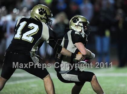 Thumbnail 3 in Masuk vs. Hand (CIAC Class L Semifinal) photogallery.