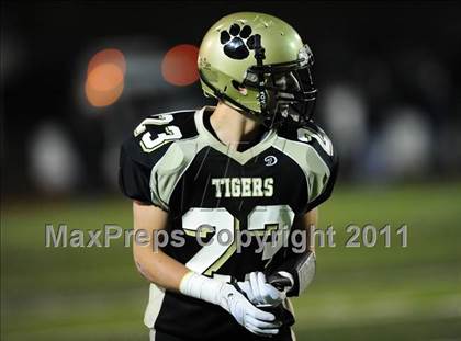Thumbnail 2 in Masuk vs. Hand (CIAC Class L Semifinal) photogallery.