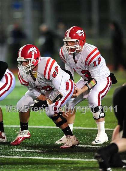 Thumbnail 2 in Masuk vs. Hand (CIAC Class L Semifinal) photogallery.