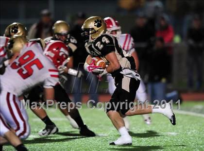 Thumbnail 2 in Masuk vs. Hand (CIAC Class L Semifinal) photogallery.