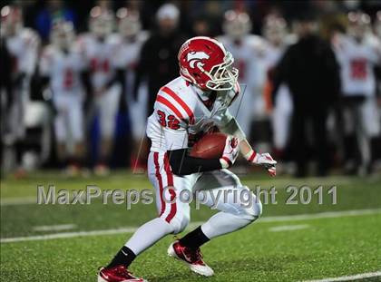 Thumbnail 1 in Masuk vs. Hand (CIAC Class L Semifinal) photogallery.