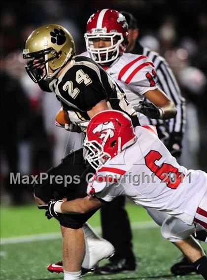 Thumbnail 1 in Masuk vs. Hand (CIAC Class L Semifinal) photogallery.