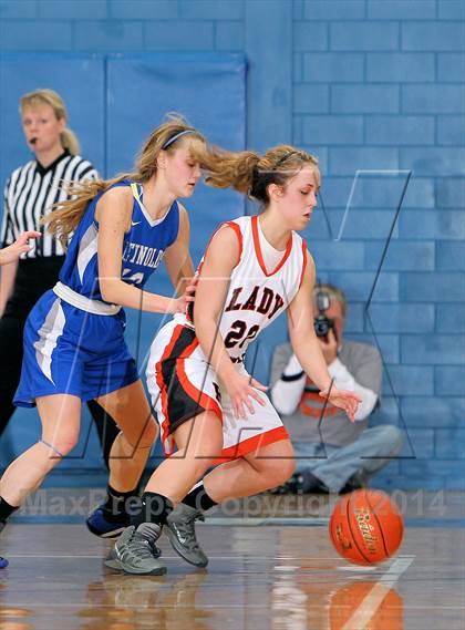 Thumbnail 2 in Reynolds vs Rocky Grove (PIAA D10 A 1st Rd) photogallery.