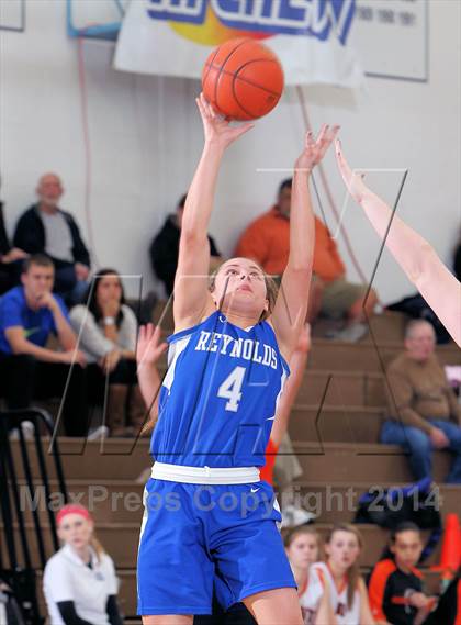 Thumbnail 2 in Reynolds vs Rocky Grove (PIAA D10 A 1st Rd) photogallery.