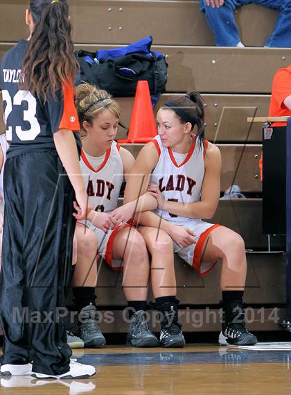 Thumbnail 2 in Reynolds vs Rocky Grove (PIAA D10 A 1st Rd) photogallery.