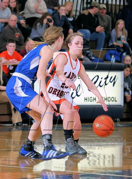 Thumbnail 3 in Reynolds vs Rocky Grove (PIAA D10 A 1st Rd) photogallery.