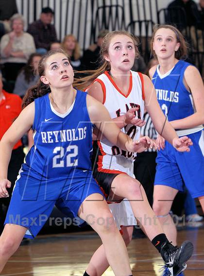 Thumbnail 3 in Reynolds vs Rocky Grove (PIAA D10 A 1st Rd) photogallery.