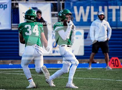 Thumbnail 1 in Oceanside vs. Farmingdale (Section 8 Conference I Semifinal) photogallery.