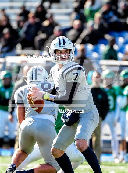 Thumbnail 3 in Oceanside vs. Farmingdale (Section 8 Conference I Semifinal) photogallery.