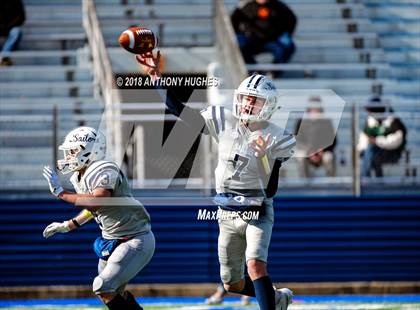 Thumbnail 1 in Oceanside vs. Farmingdale (Section 8 Conference I Semifinal) photogallery.
