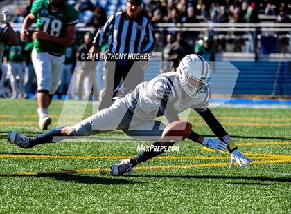 Thumbnail 3 in Oceanside vs. Farmingdale (Section 8 Conference I Semifinal) photogallery.