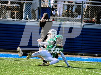 Thumbnail 3 in Oceanside vs. Farmingdale (Section 8 Conference I Semifinal) photogallery.