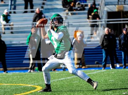Thumbnail 3 in Oceanside vs. Farmingdale (Section 8 Conference I Semifinal) photogallery.