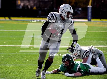 Thumbnail 1 in Oceanside vs. Farmingdale (Section 8 Conference I Semifinal) photogallery.
