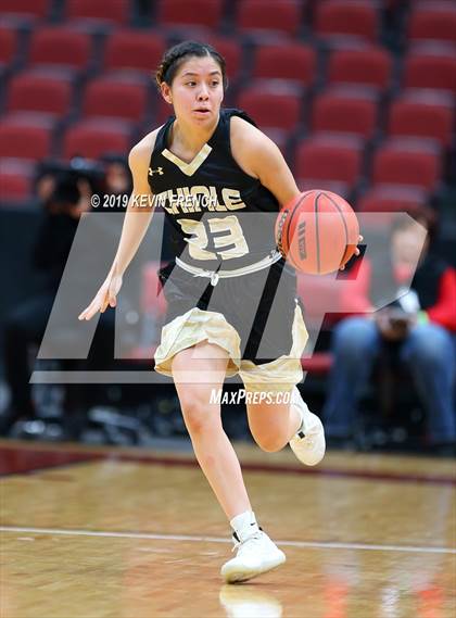 Thumbnail 2 in Chinle vs. Holbrook (AIA 3A Semifinals) photogallery.