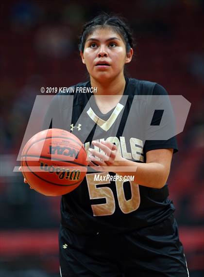 Thumbnail 3 in Chinle vs. Holbrook (AIA 3A Semifinals) photogallery.