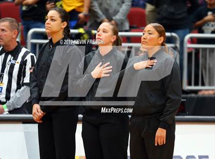 Thumbnail 1 in Chinle vs. Holbrook (AIA 3A Semifinals) photogallery.