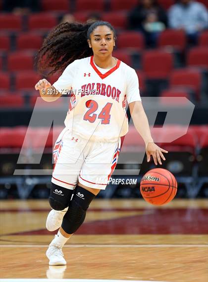 Thumbnail 1 in Chinle vs. Holbrook (AIA 3A Semifinals) photogallery.