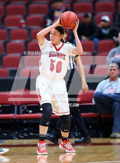 Thumbnail 1 in Chinle vs. Holbrook (AIA 3A Semifinals) photogallery.