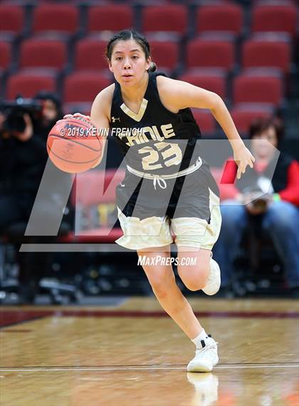 Thumbnail 3 in Chinle vs. Holbrook (AIA 3A Semifinals) photogallery.