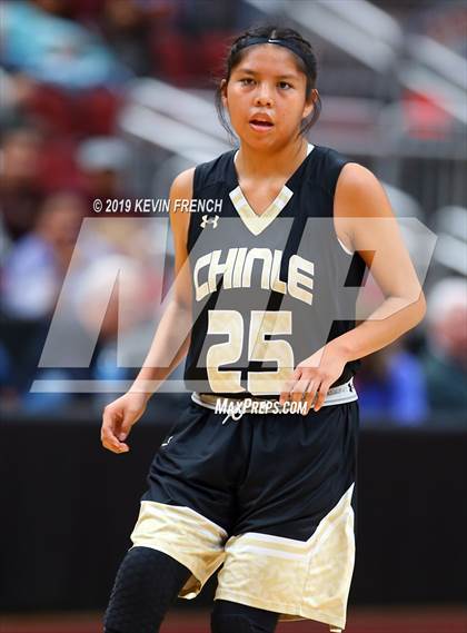 Thumbnail 2 in Chinle vs. Holbrook (AIA 3A Semifinals) photogallery.