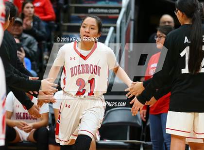 Thumbnail 1 in Chinle vs. Holbrook (AIA 3A Semifinals) photogallery.
