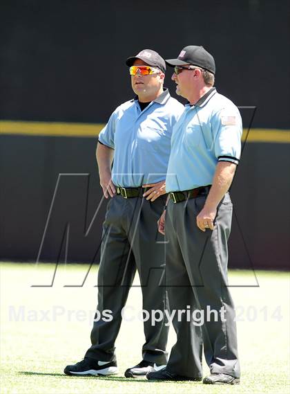 Thumbnail 1 in Arlington vs. Richland (UIL 5A Region I Bi-District Playoff) photogallery.
