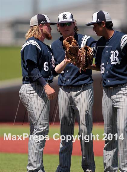 Thumbnail 3 in Arlington vs. Richland (UIL 5A Region I Bi-District Playoff) photogallery.