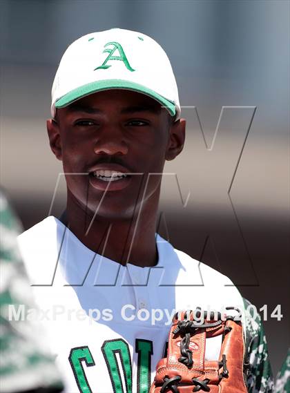 Thumbnail 3 in Arlington vs. Richland (UIL 5A Region I Bi-District Playoff) photogallery.