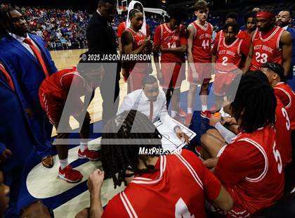 Thumbnail 3 in Birdville vs. Westbrook (UIL Basketball 5A D1 Final) photogallery.