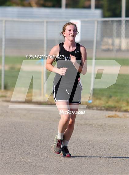 Thumbnail 1 in Nyssa Invitational photogallery.