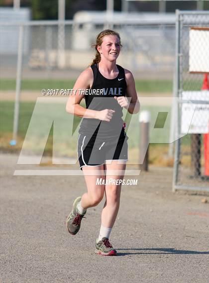 Thumbnail 3 in Nyssa Invitational photogallery.